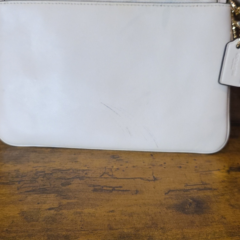 Coach Tea Rose Large Clutch - Picture 4 of 11